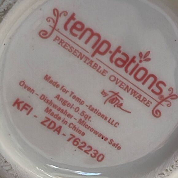 Temptations by Tara Peppermint Holly Angel Christmas Holiday bowl. - Picture 6 of 9